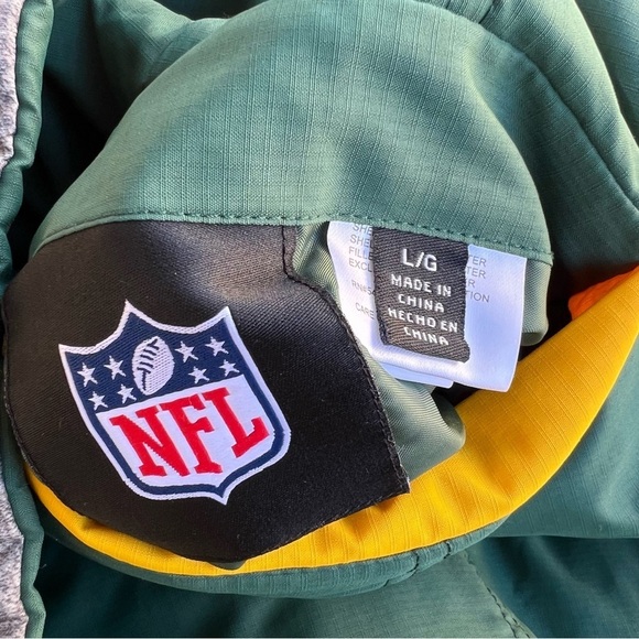 Green Bay Packers Reversible Jacket and Vest Set Men Size large - Picture 12 of 16